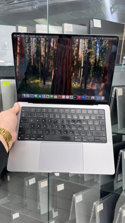 MACBOOK PRO 2021 M1 PRO 14'' 16RAM 1 TB