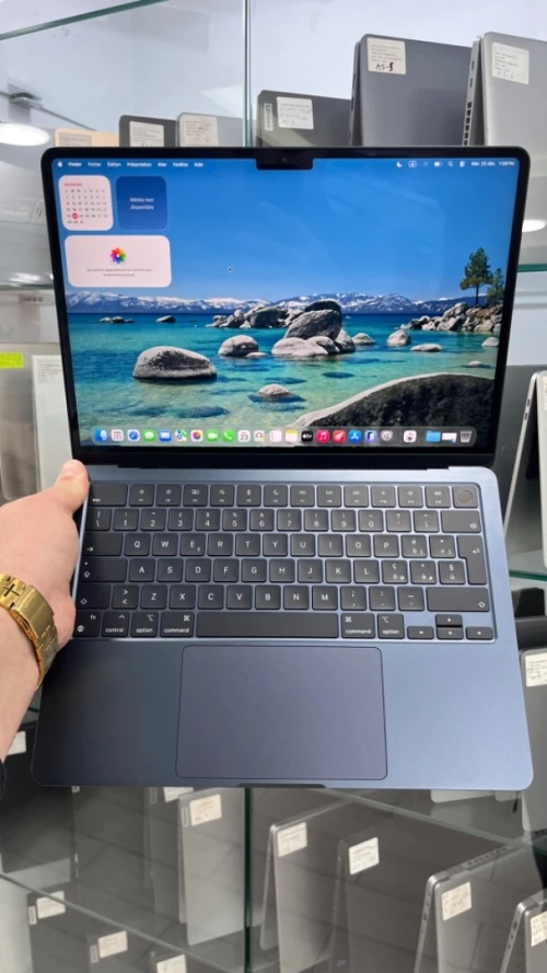 MACBOOK AIR  2024 M3 13.6'' 08RAM 512 SSD BATTERIE 98%