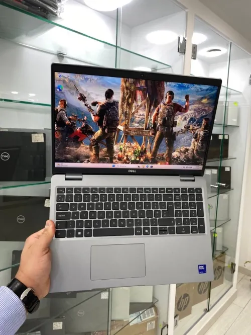 DELL PRECISION 3591 ULTRA 7 155H 15.6'' 16RAM 1TB SSD INTEL RTX 1000 Ada 06GB DÉDIÉE 100% CYCLE 3