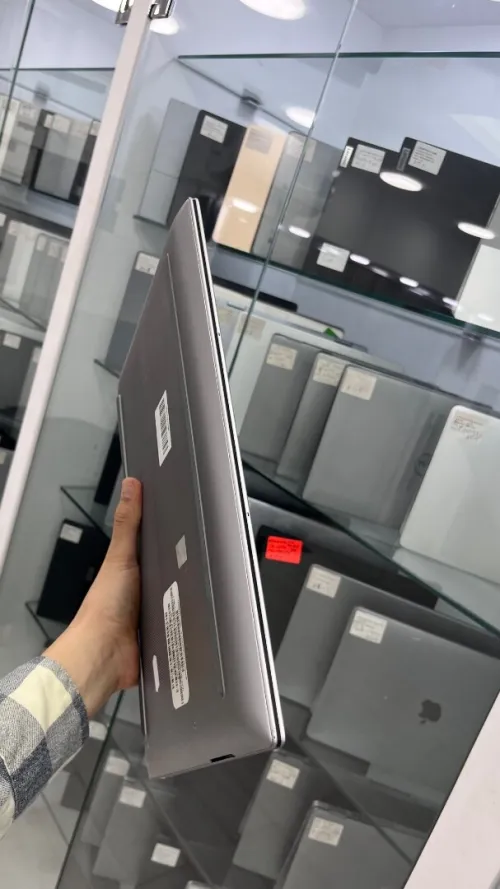 ZBOOK STUDIO G11 16'' Ultra 7 155H 32RAM 512SSD RTX 4070 08GB DÉDIÉE BATTERIE +5 HEURES