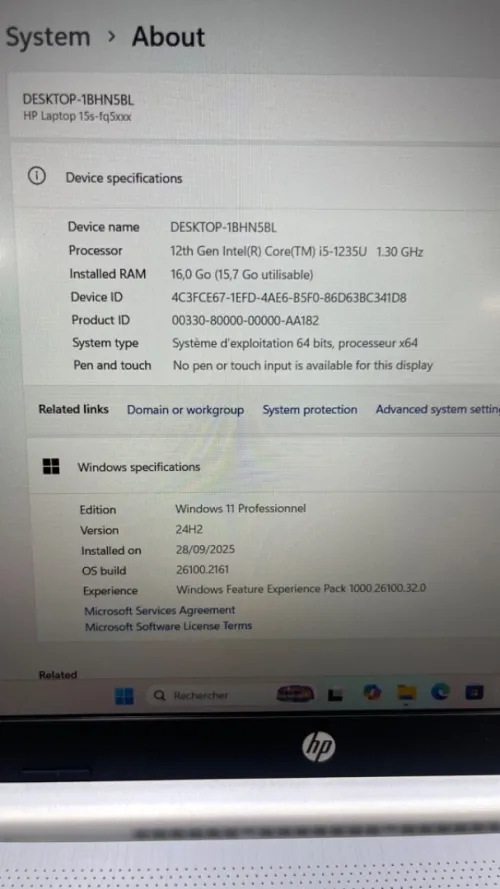 HP LAPTOP 15S I5-12TH 15.6'' 16RAM 512 SSD  IRIS XE BATTERIE +3 HEURES  