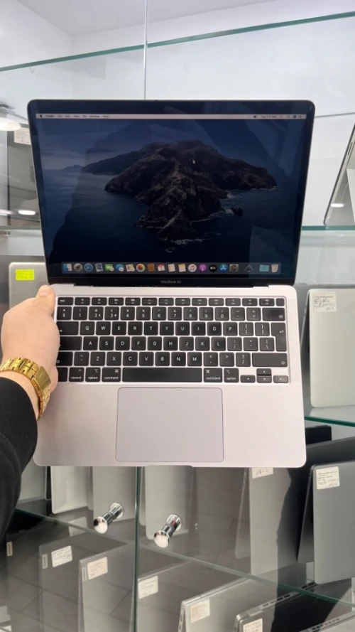 MACBOOK AIR  2020 13.3'' 08RAM 256 SSD CYCLE BATTERIE 2155
