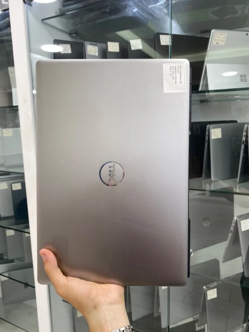 DELL PRECISION 7560 i7-11TH PROCESSEUR H 32RAM 512SSD NVIDIA QUADRO T1200 04GB DÉDIÉE  