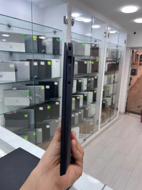 LENOVO X1 CARBON 14''3K I7-12TH EVO 32RAM 1TB SSD PROCESSEUR P INTEL IRIS XE GRAPHIC