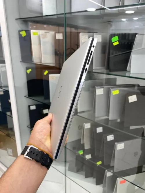 DELL XPS 9530 15.6'' I7-13TH  16RAM 512SSD  RTX 4050 06GB DÉDIÉE BATTERIE  7HEURES