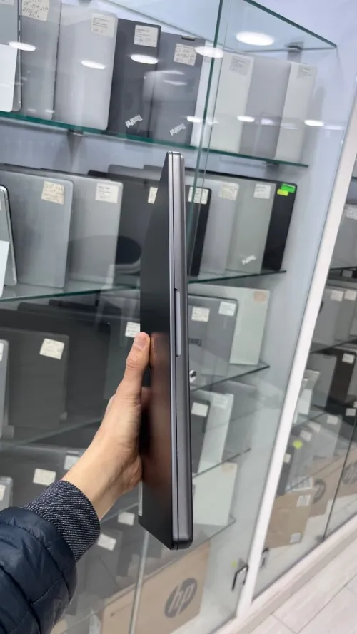 MACBOOK PRO M3 PRO 2023 14'' 36RAM 512 SSD BATTERIE 100%