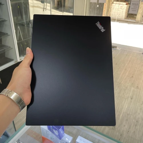 LENOVO THINPAD E495 AMD RAYZEN 3 8GB/256SSD