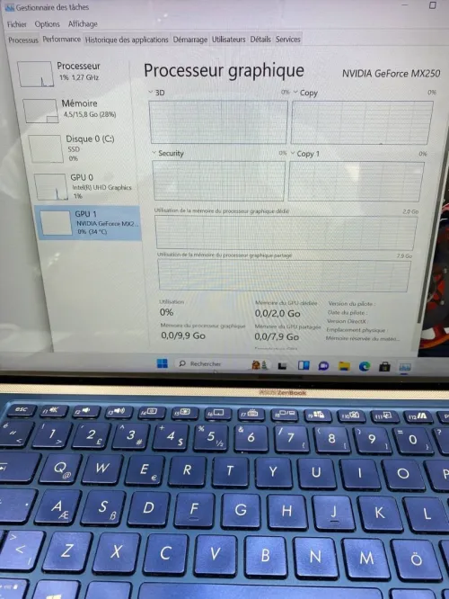 ASUS ZENBOOK 13.3'' I7-10TH 16RAM 512 SSD NVIDIA MX 250 02GB DÉDIÉE BATTERIE +3HEURES