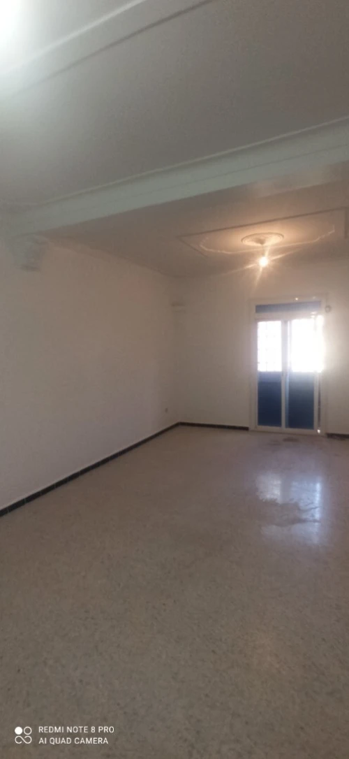 Location Appartement Niveau de villa F4 Alger Souidania