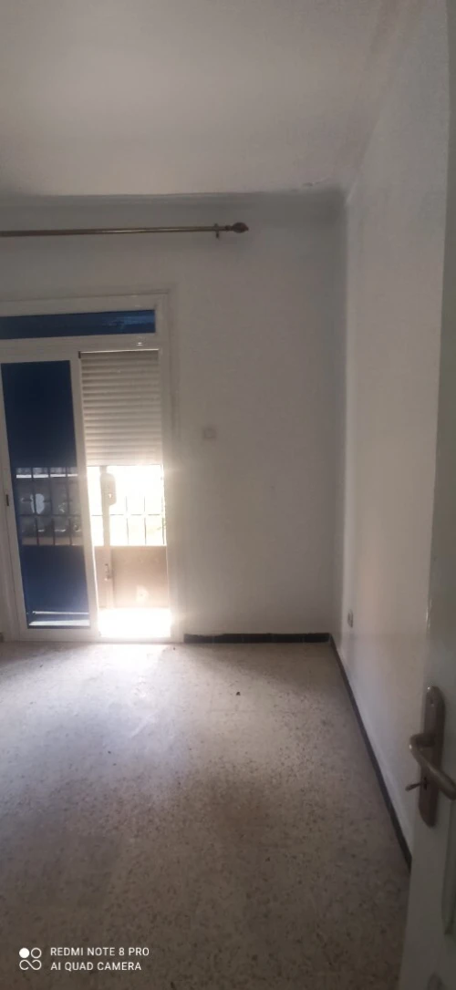 Location Appartement Niveau de villa F4 Alger Souidania
