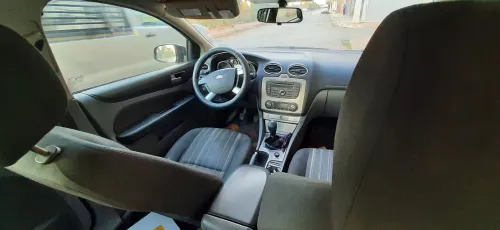 Ford Focus 5 portes 2011 Focus 5 portes