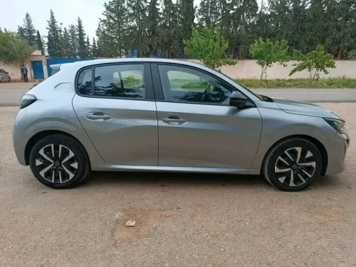 Peugeot 208 2024 Active Pack
