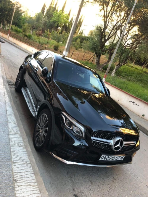 Location de voiture luxe Chadli