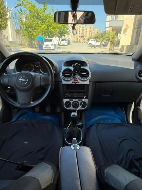 Opel Corsa 2011 