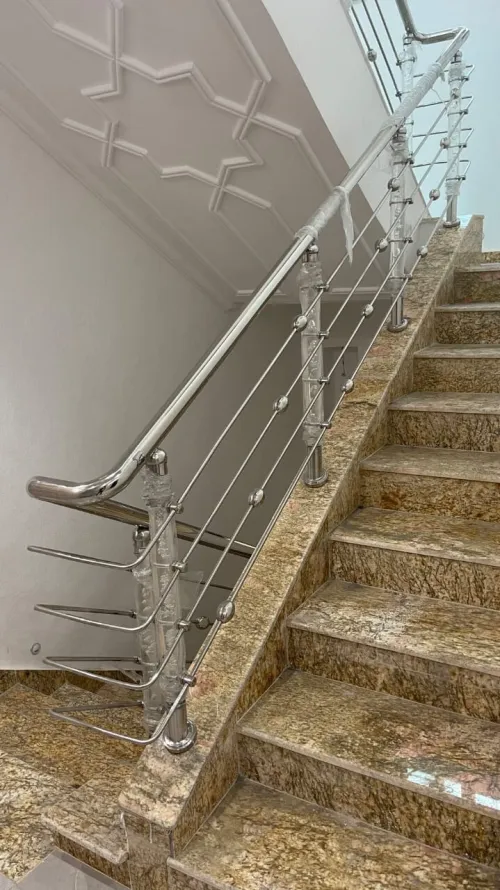 تركيب درابيز اينوكس Rampe d escalier