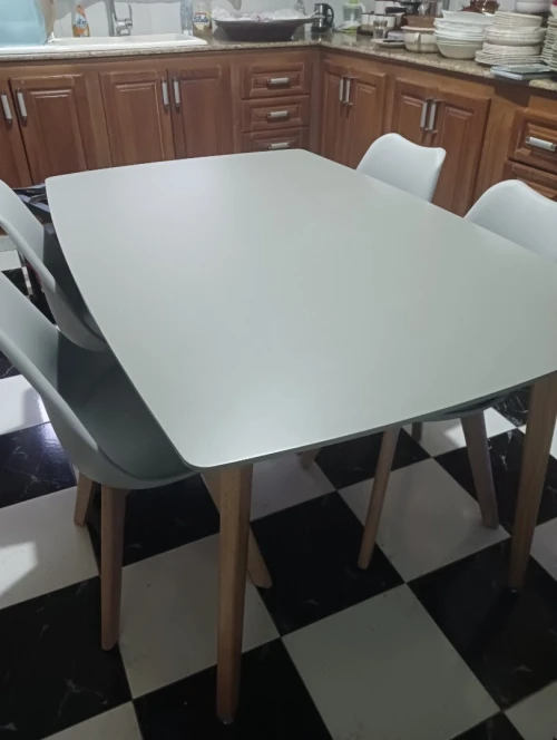 Table à manger gris