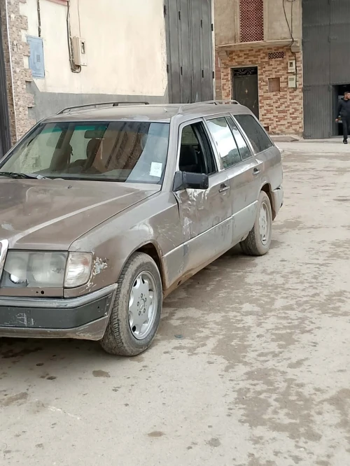 Mercedes 124 250d 1992 Brek