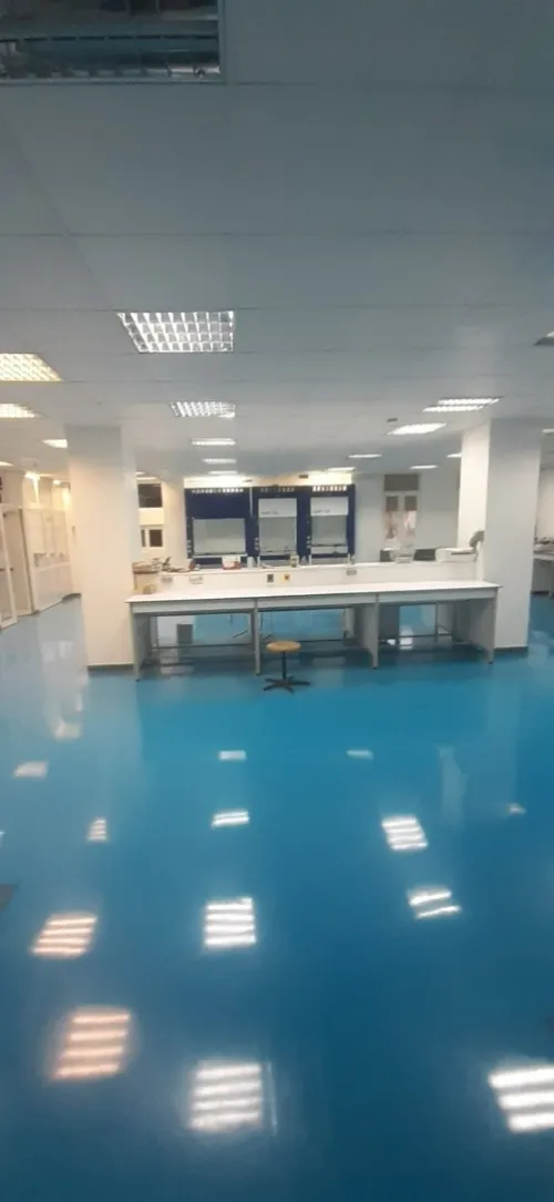 SORBONNE D'ATTAQUE (Hotte chimique) pour laboratoire 