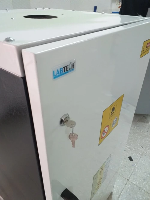 Armoire ventilée pour stockage produits inflammable de laboratoire