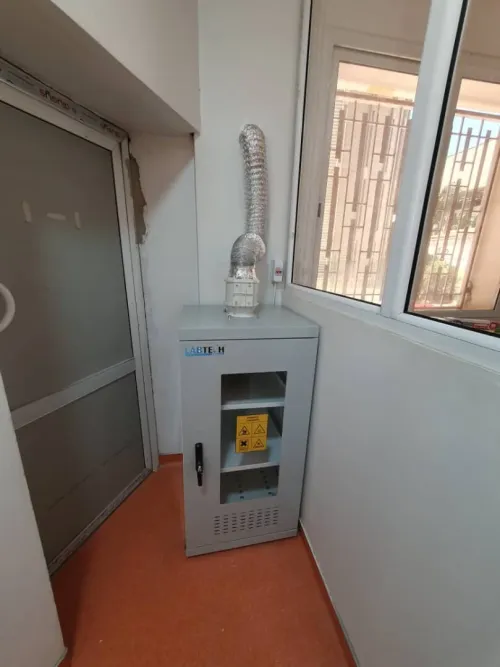Armoire ventilée pour stockage produits chimiques