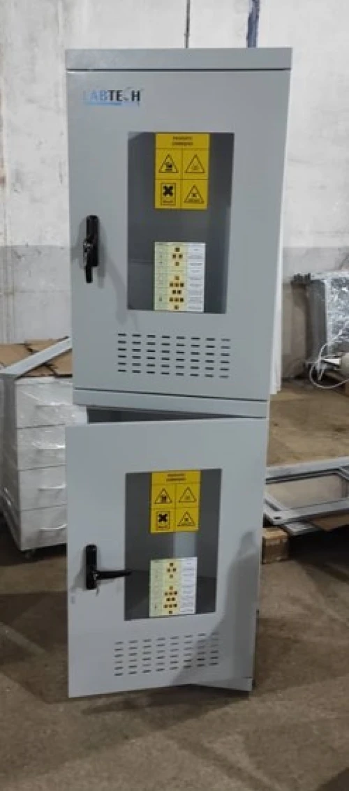 Armoire ventilée pour stockage produits chimiques de laboratoire 