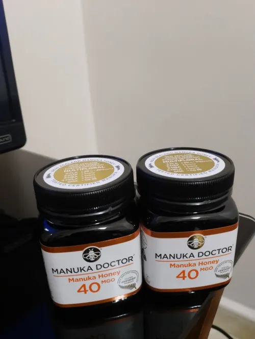 عسل مانوكا نيوزيلندا miele manuka