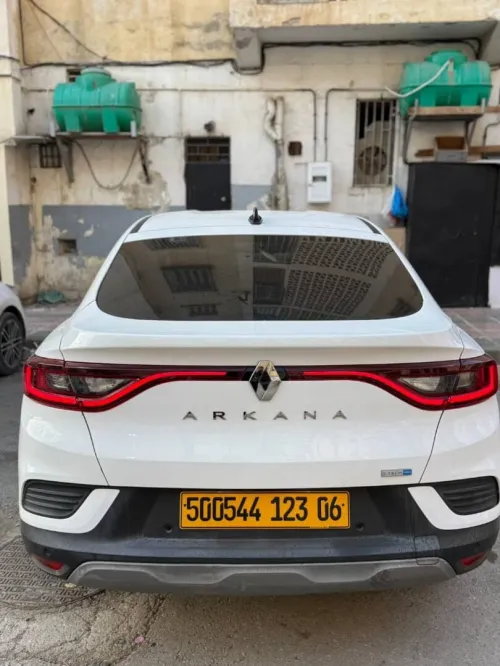 Renault Arkana 2023 E-tech Engeered
