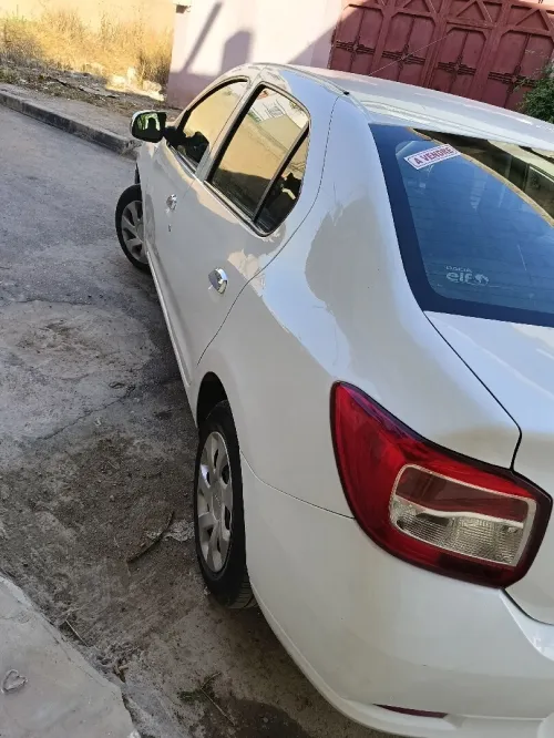 Renault Logan 2015 