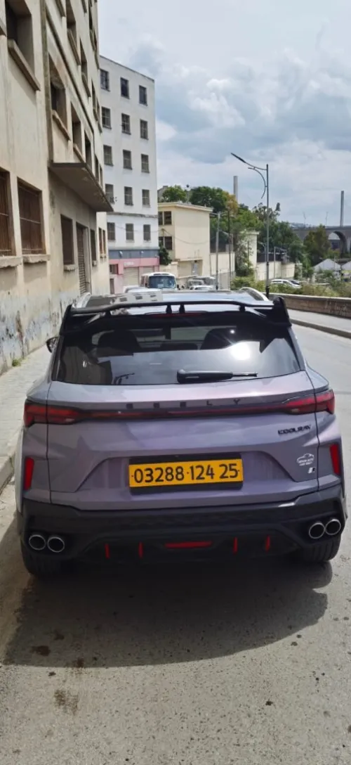 Geely Coolray 2024 Batel