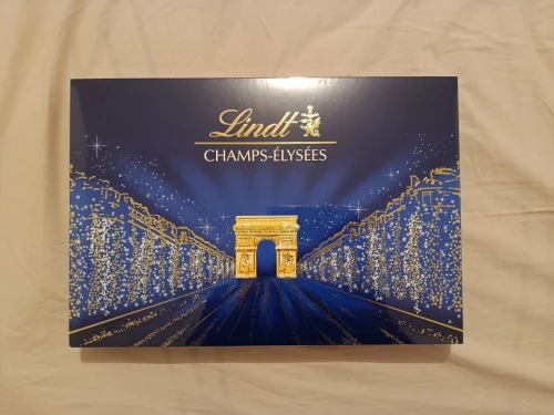 Lindt champs Elysées chocolat
