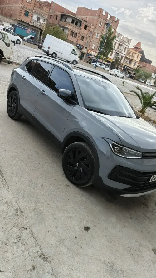 Volkswagen Tharu  2025 Elite Edition 