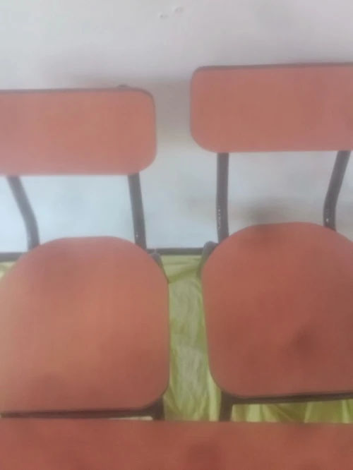 Table et chaise pour ecole