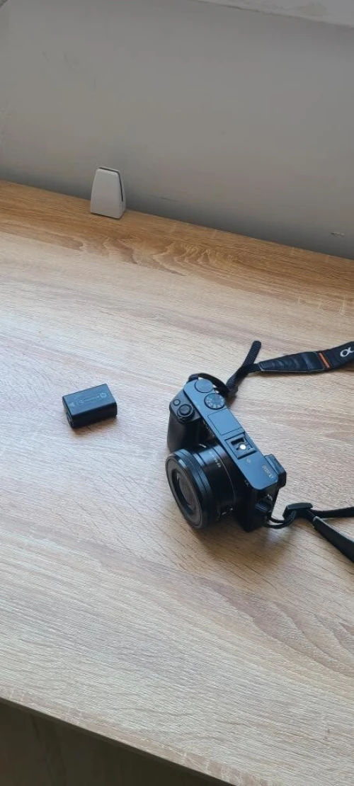 Sony A6000