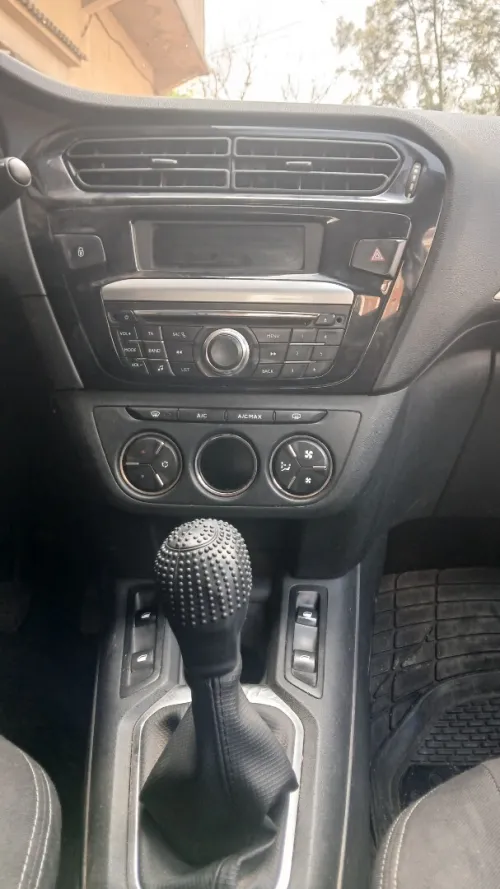Peugeot 301 2013 Allure