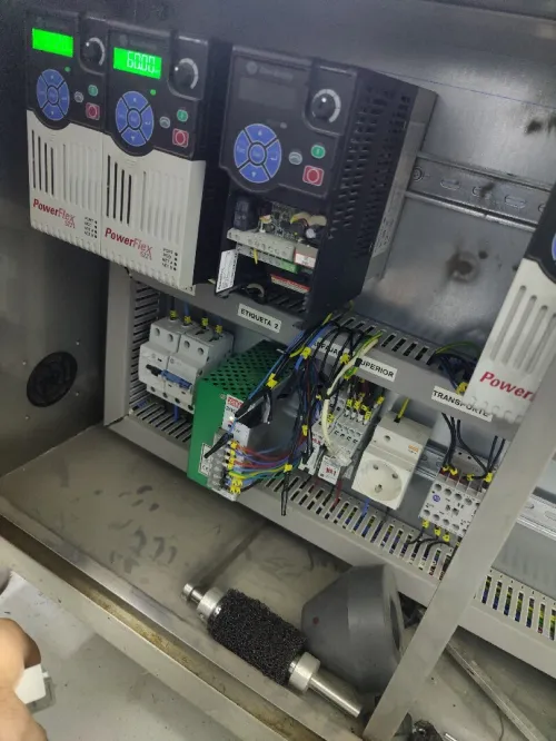 صيانة الات صناعية Maintenance des machines industrielles