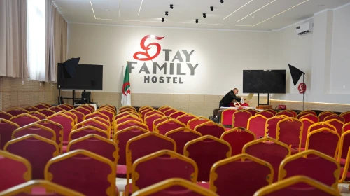 Hostel stay family