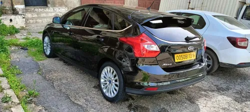 Ford Focus 5 portes 2013 Titanium