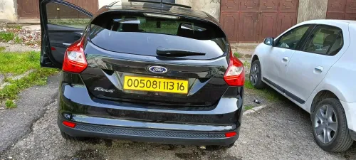 Ford Focus 5 portes 2013 Titanium