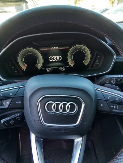 Audi Q3 2022 