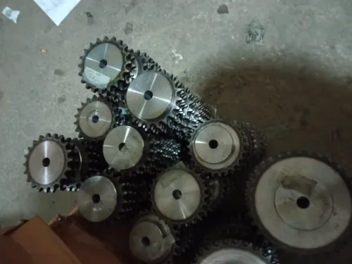 Tout modal de pognon+chaine industriel