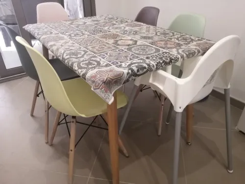 Chaise haute IKEA pour enfant 