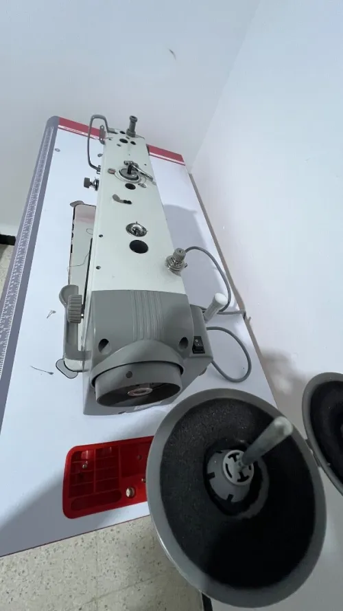 Machine à coudre 