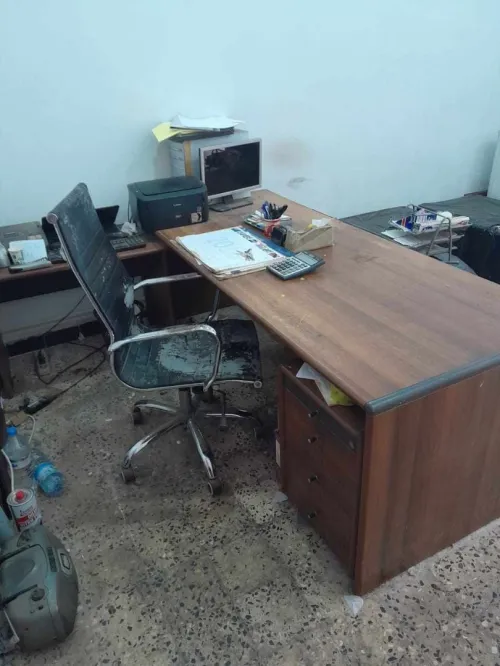 Vente Lot de meubles de bureau Italien