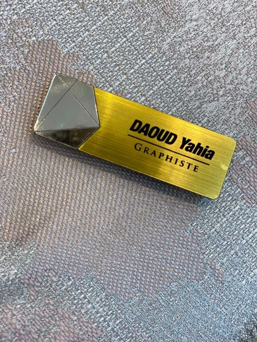 Badge proffesion en gravure laser