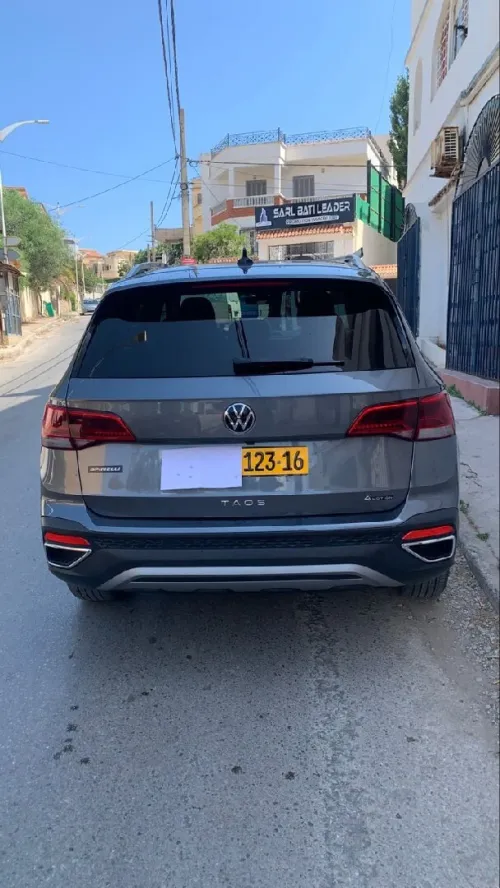 Volkswagen Taos 2023 SEL