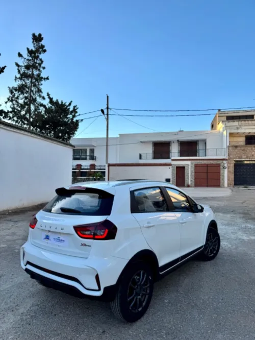 Livan X3 Pro  2026 livan_x3_pro_automatique_toit