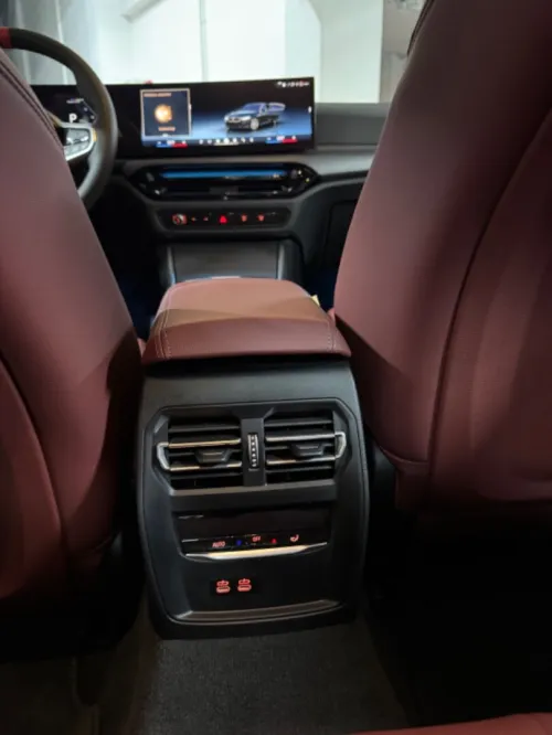 BMW Série 3 2026 325i