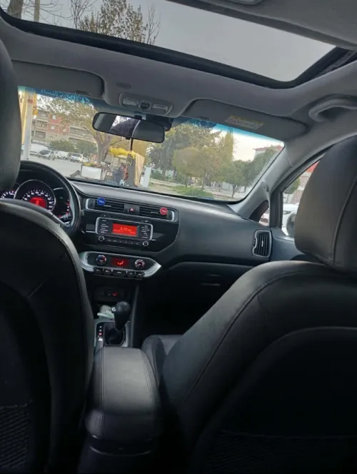 Kia Rio 5 portes 2015 