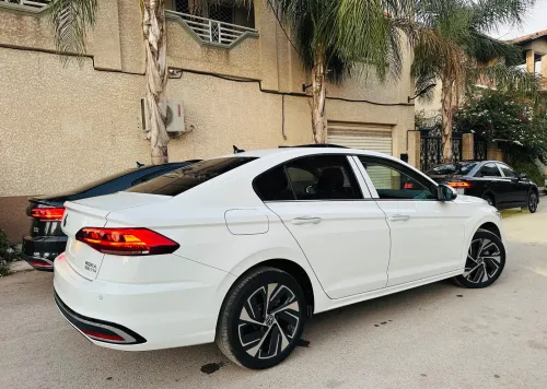 Volkswagen Bora 2025 300 Tsi