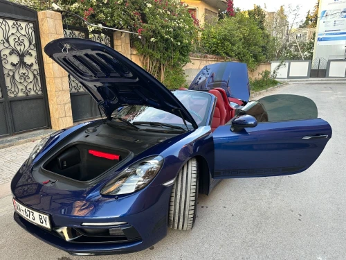 Porsche Boxster 718 2025 Style plus édition carbone